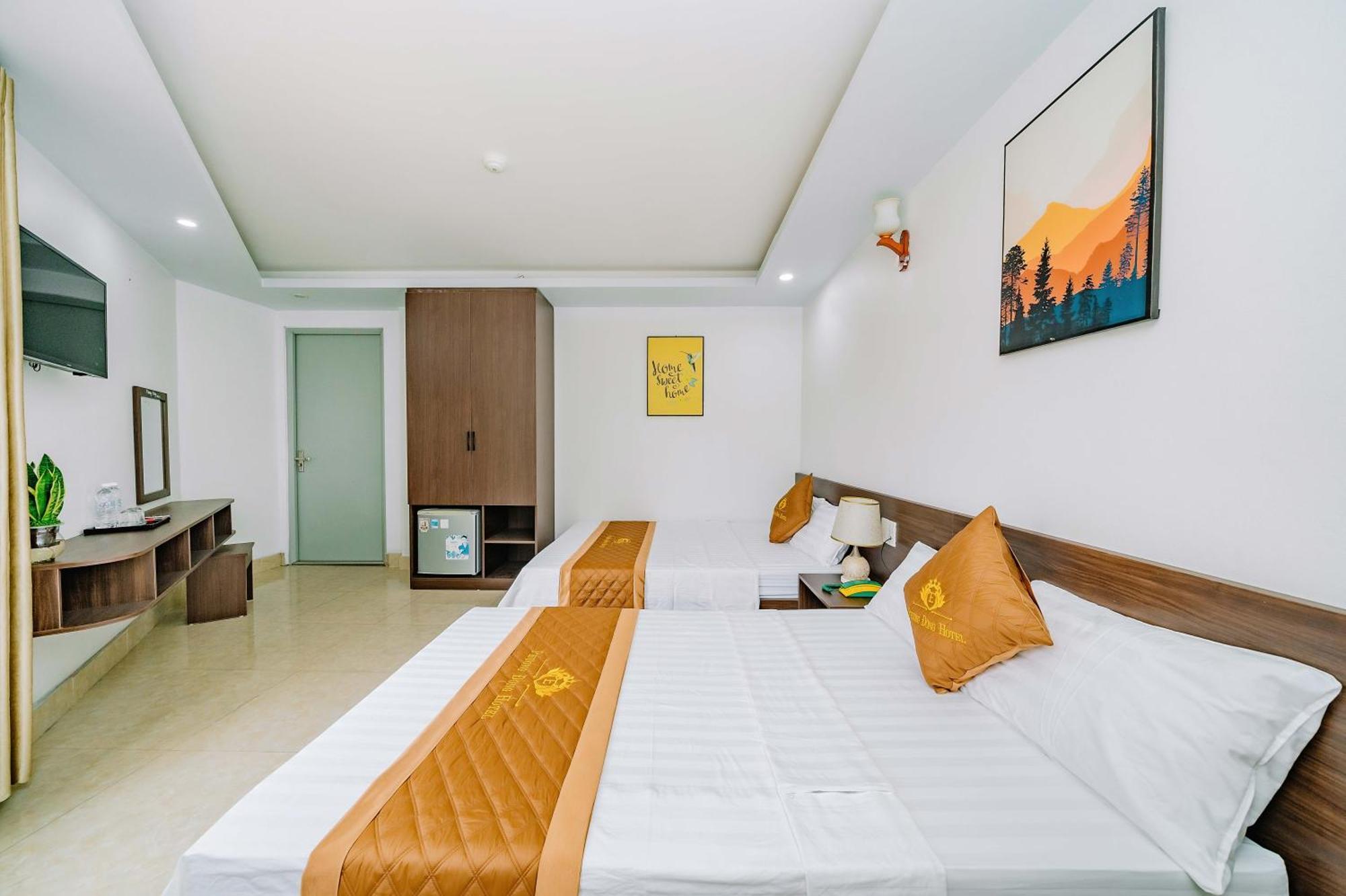 Phuong Dong Hotel Dong Khe Sau Buitenkant foto